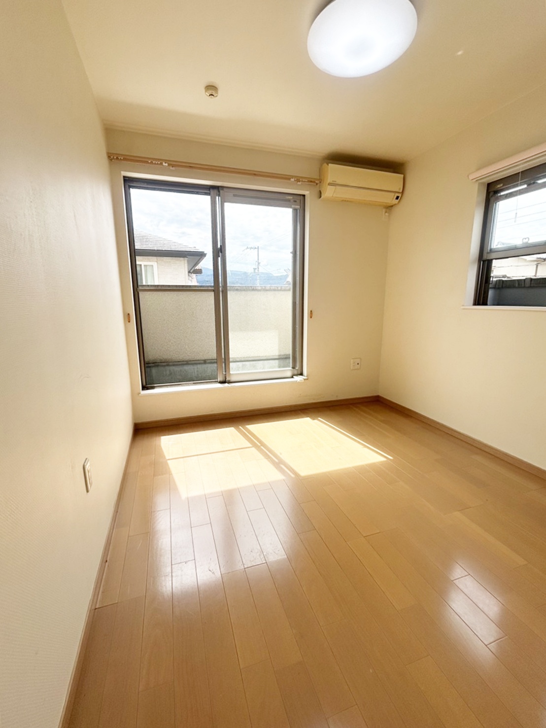 河内長野市上田町241-47　2階洋