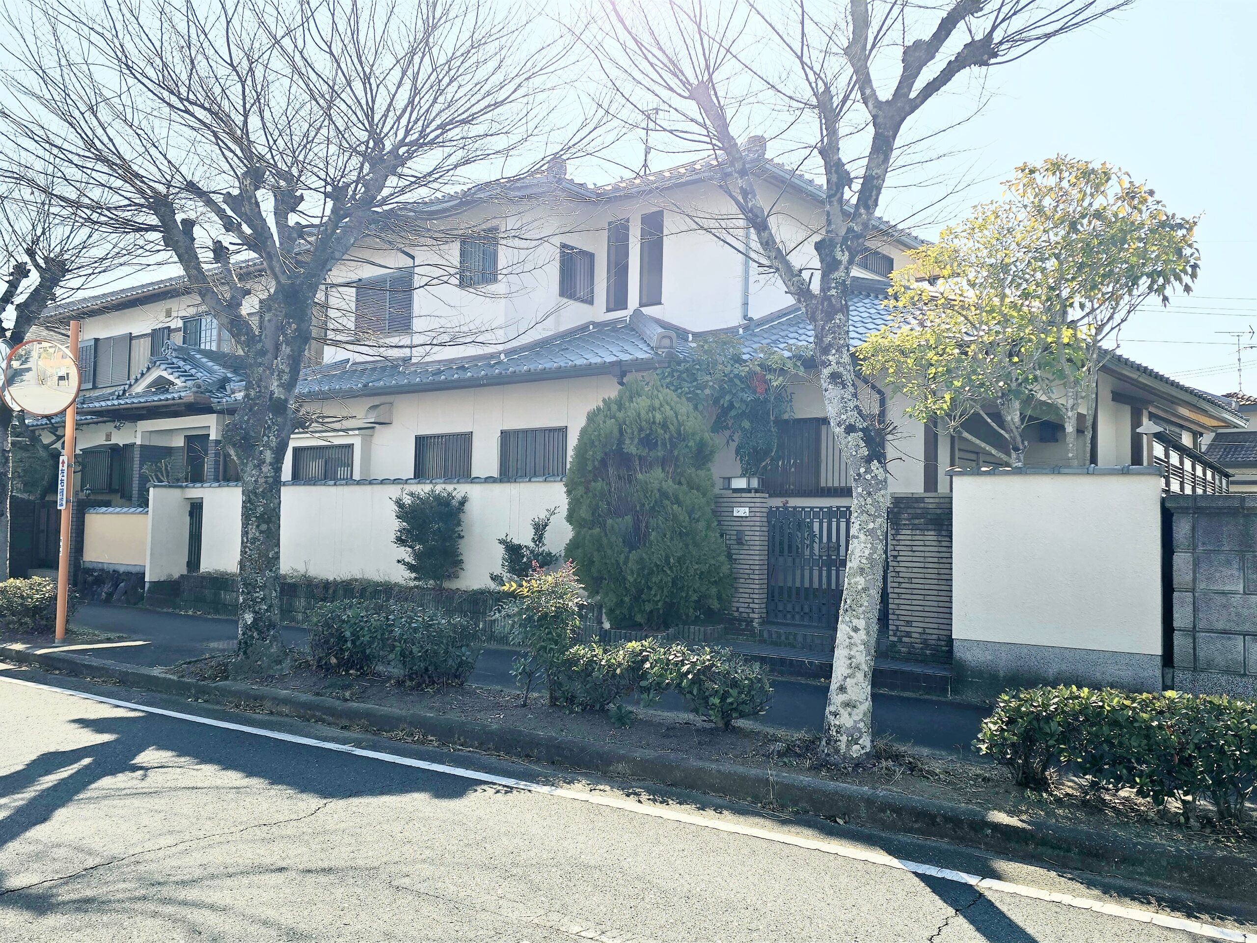 城山台2丁目25-9外観北1