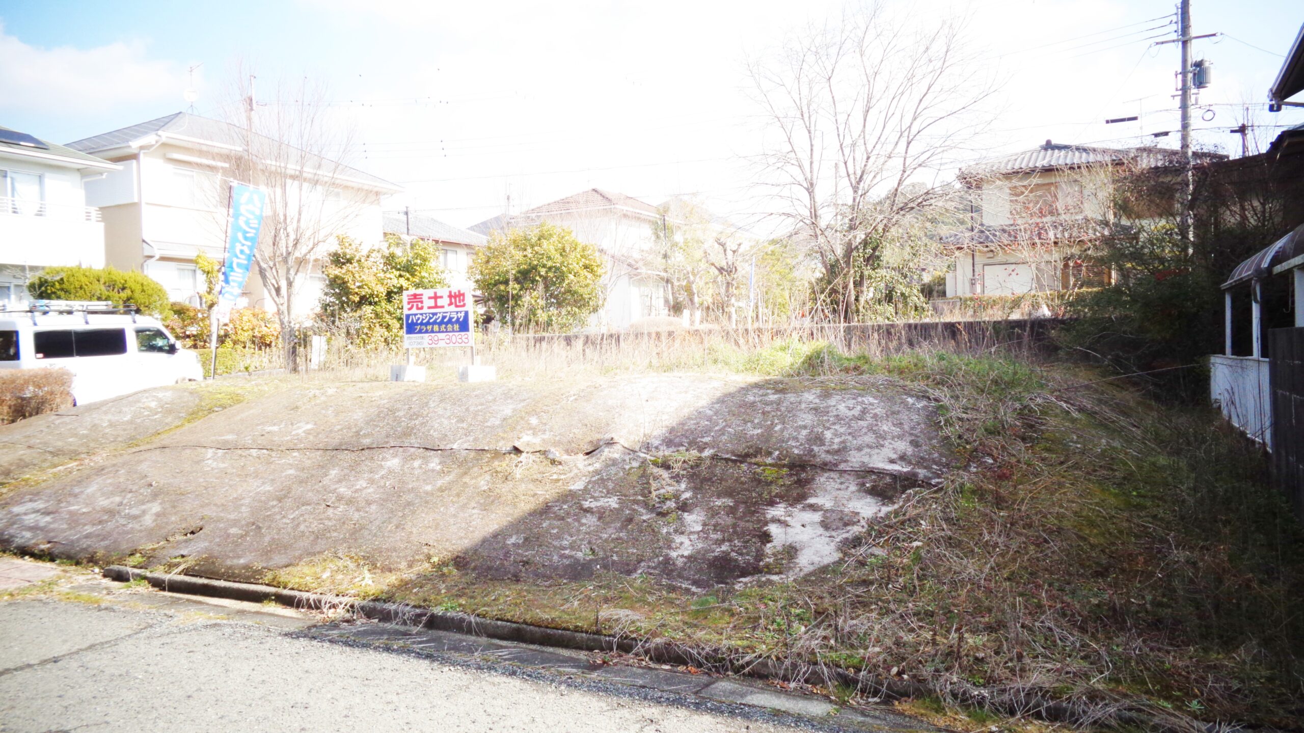 売り土地小峰台西向き南から